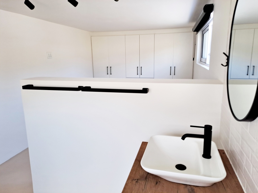 4 Bedroom Property for Sale in Agulhas Western Cape